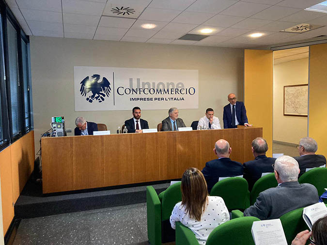 Corsico confronto candidati sindaco relatori parla Torchia_SITO